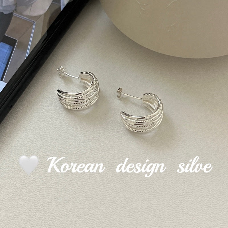 s925Simple design of sterling silver luxury earrings