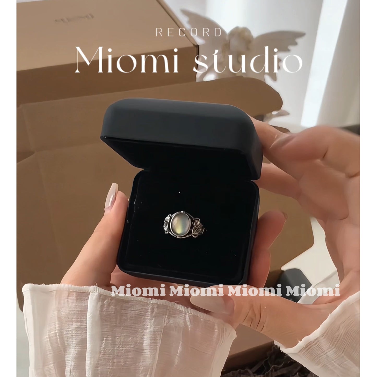 2025 New natural Moonstone natural ring