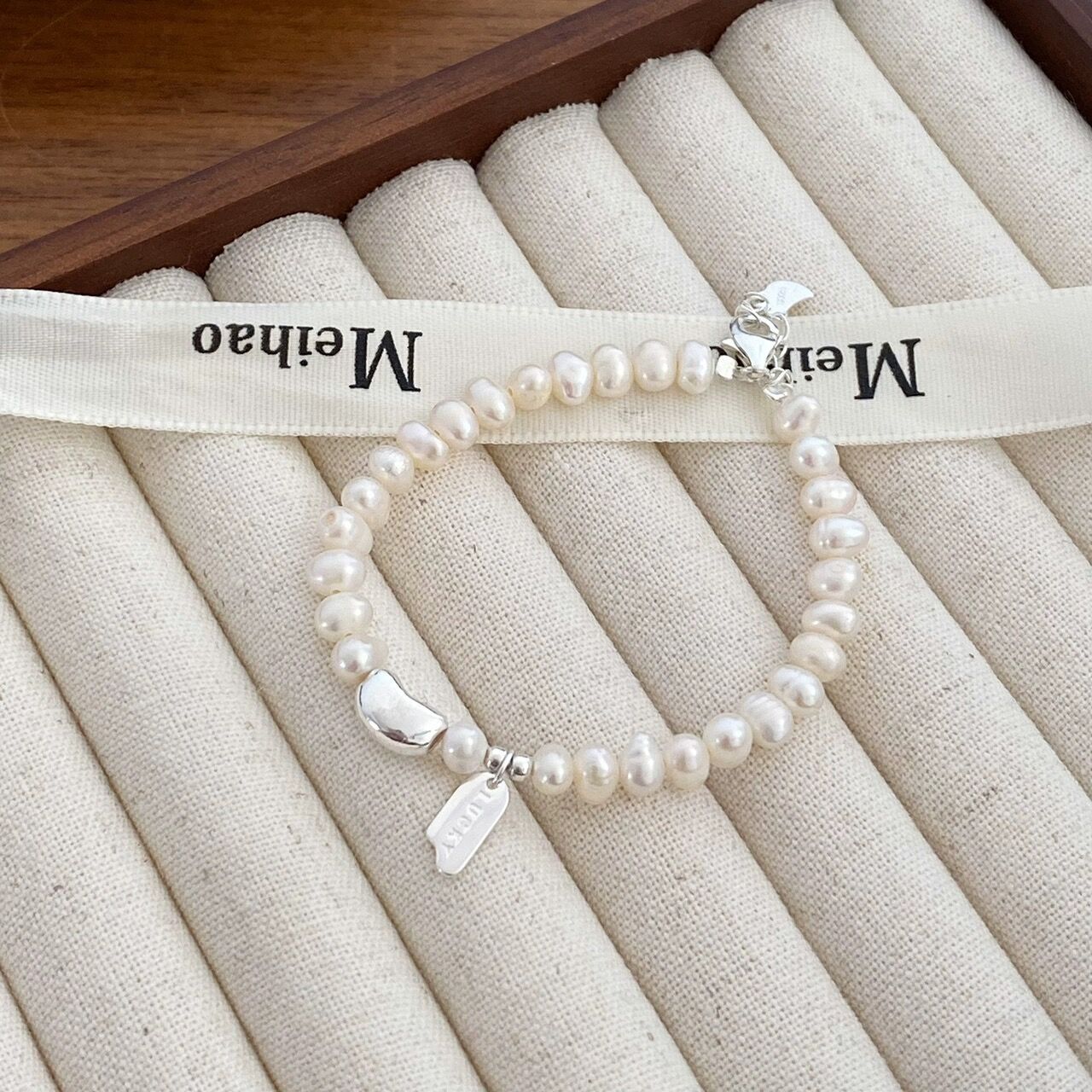 S925Sterling Silver Lucky Bean Long Pendant Letter Bracelet for Women Gentle Temperament Freshwater Pearl Best Friend Bracelet Elegant Jewelry